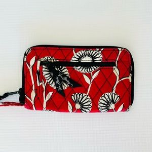 Vera Bradley Deco Daisy Wallet with Wrist  Strap